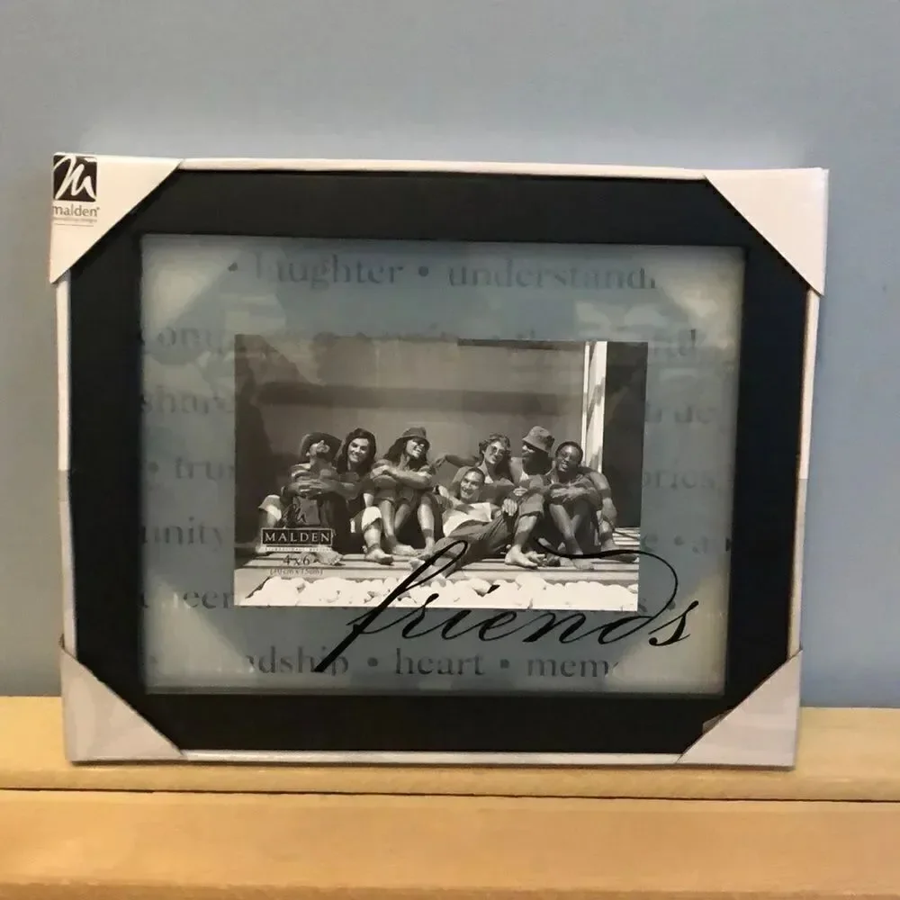 NIB 4x6” Friends Frame
